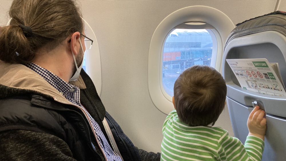 A toddler in the plane